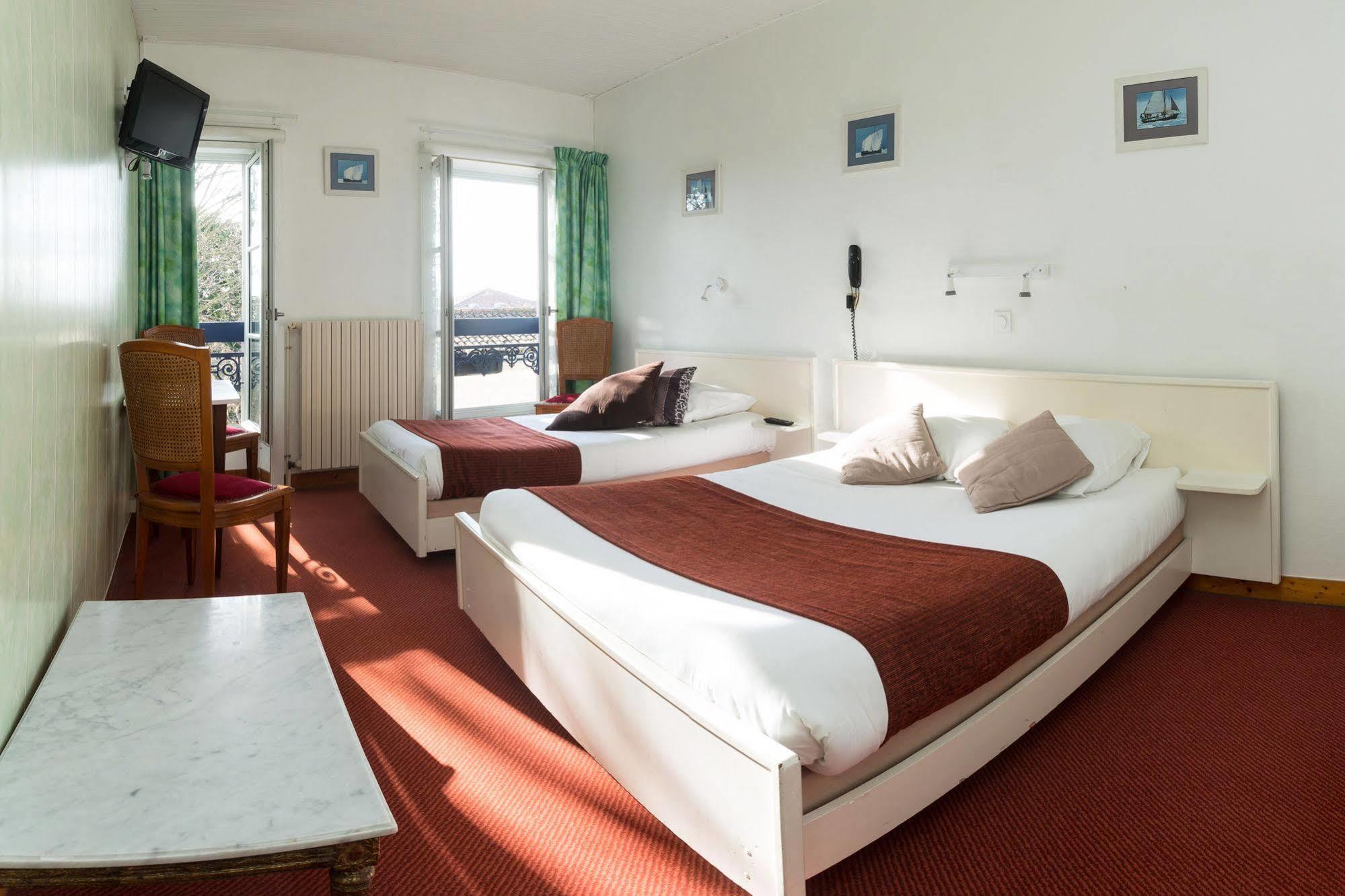 Hotel De Paris La Rochelle  Bagian luar foto